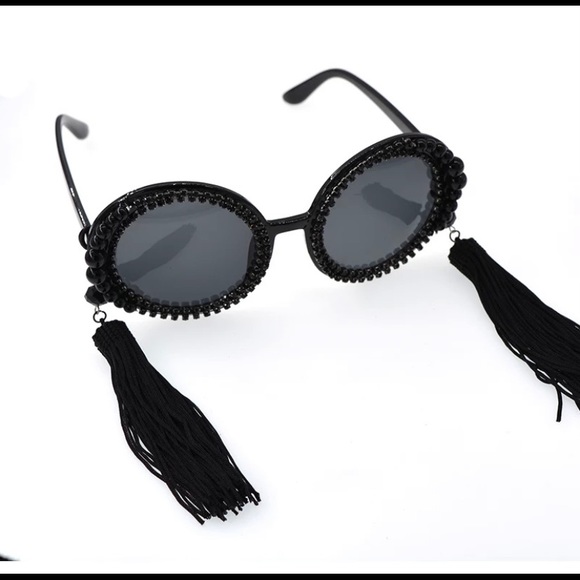 Accessories - I see you shades
